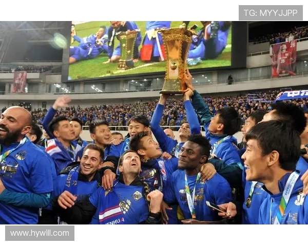 上海足球队转型升级之路：从传统到现代的全面革新探讨